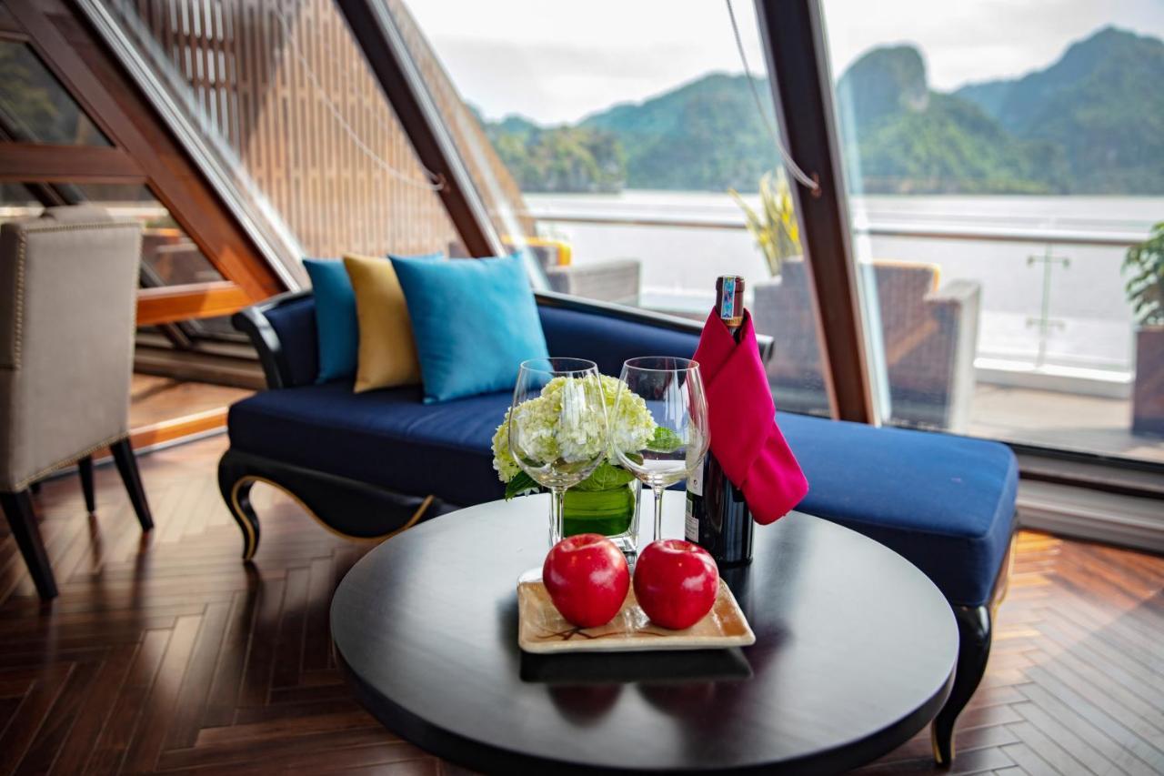 Stellar Of The Seas Cruise Hotel Ха Лонг Стая снимка